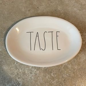 Rae Dunn appetizer plate